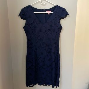 Lilly Pulitzer sz 6 Dixie lace sheath dress with v-neck and cap sleeves